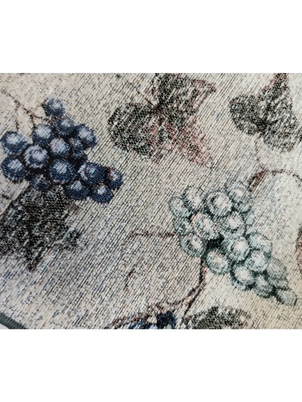 Tapestry table runner with lace and a beautiful grapevine design 71